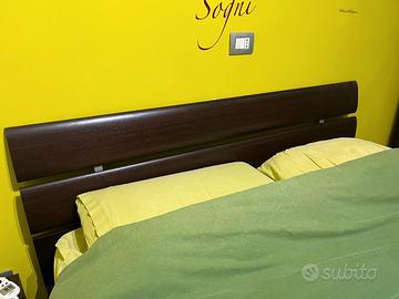 Letto matrimoniale con rete e materasso