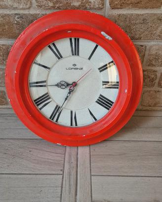 Orologio da parete rotondo moderno rosso di Lorenz