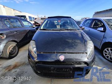 FIAT PUNTO 199 1.3 D MULTIJET 95CV 12-23 interno