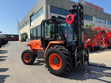 Muletto trattore JCB