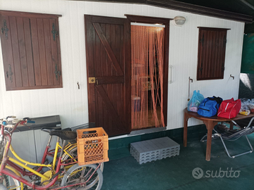 Roulotte e casina bibbona