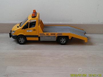 Camion soccorso stradale Bruder con Jeep