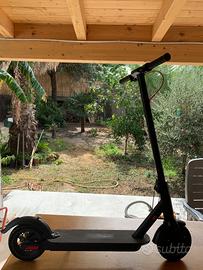 Monopattino elettrico 25km