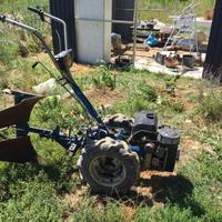 Aratro bivomere girabile per bcs