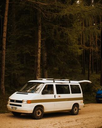 Volkswagen T4 Camper Van 2.4 Diesel - Tetto Pop-Up