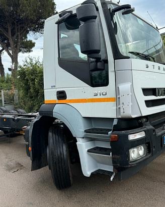 Stralis 310 passo 4800