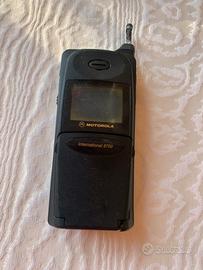 Motorola international 8700 cellulare