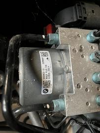 Gruppo abs Bmw 118d modello F40 anno 2021