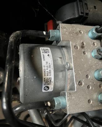 Gruppo abs Bmw 118d modello F40 anno 2021