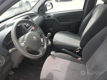FIAT PANDA (non trattabile perdete tempo )