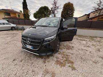 Mercedes classe V 220 d long avantgarde , 6 posti