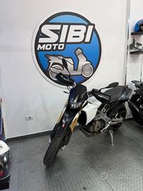 Aprilia Dorsoduro 750