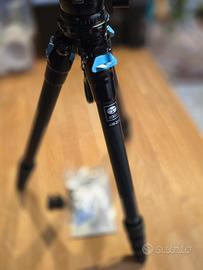 Treppiede Sirui AM-225 carbonio + testa a sfera 