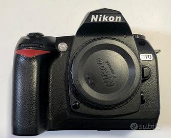 NIKON D70 (COME NUOVA) + Imballo originale