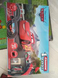 2 PISTE 1 AUTO CARS CARRERA ED 1 GENERICA