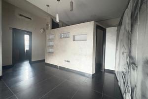 C.so Campano; Locale 60MQ con Agibilità FL342