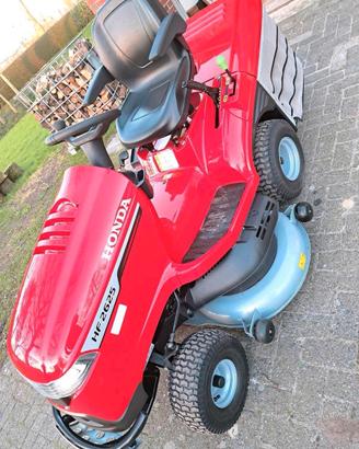 Honda HF 2625 HTE Trattorino tagliaerba 2023