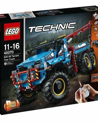 LEGO TECHNIC 42070 CAMION AUTOGRÙ 6x6 NUOVO
