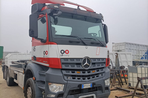 Mercedes con impianto scarrabile