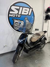 Piaggio Beverly 250