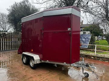 trailer per cavalli 