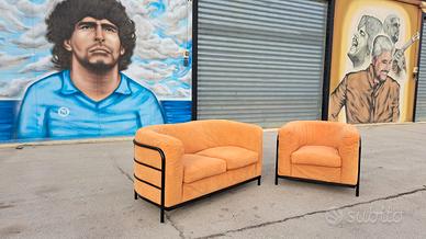divano e una poltrona di design 