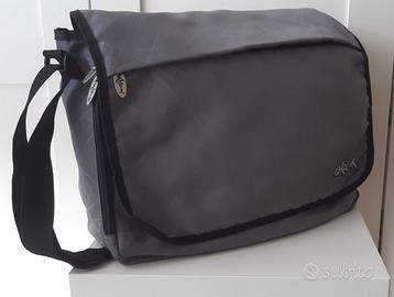 Cartella a tracolla marca Shark