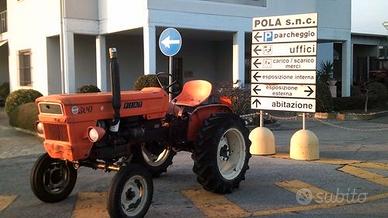 Trattore agricolo mod. fiat 300