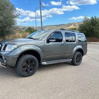 Nissan Pathfinder r51