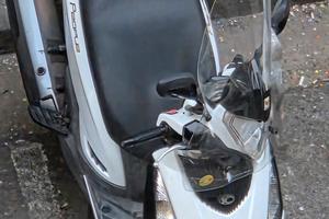 Kymco People Gti 200