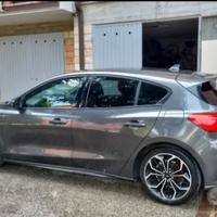 Ford Focu mk4 1.5 ecoblue 120cv st line