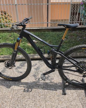 MTB CUBE 29 carbonio taglia M Fox Kashima