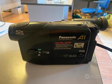 Panasonic NV-A1E videocamera portatile VHS-C