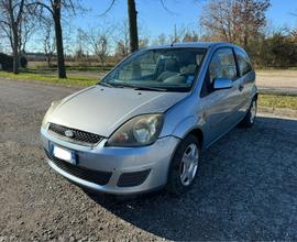 Ford Fiesta Ghia 1.2 Benzina NEOPATENTATI