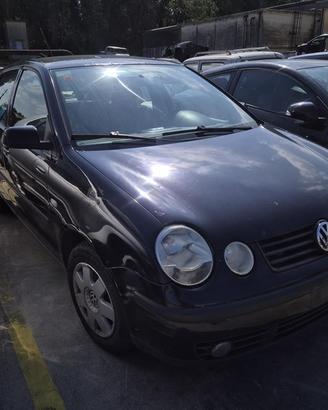 Volkswagen Polo 2002 Demolita - Per Ricambi
