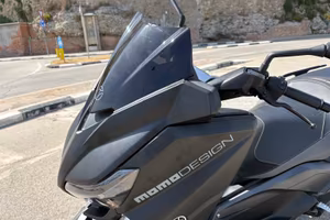 Scooter Yamaha X Max 250 MOMODESIGN - TRATTABILE