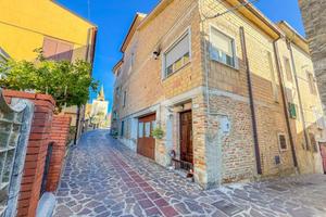 CASA SEMINDIPENDENTE A RIPA TEATINA