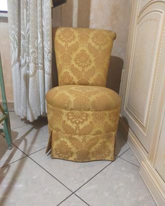 poltrona vintage damascata 