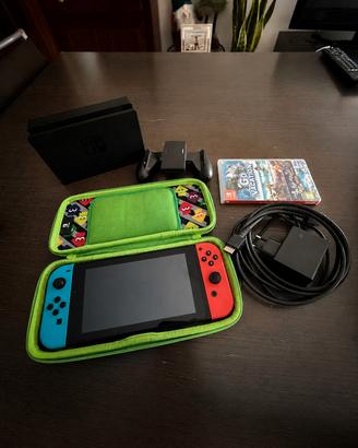Nintendo Switch + Gioco Go Vacation + Custodia