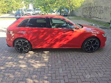 AUDI A3 8v TFSI QUATTRO: Kit Rs3 e 19 omologati 