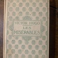 Antico libro in francese-  Les Miserables