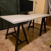 Scrivania/Tavolo IKEA - Piano Effetto Rovere e Cav