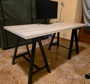 Scrivania/Tavolo IKEA - Piano Effetto Rovere e Cav