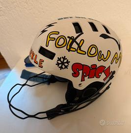 Casco sci speciale Bullski