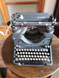 Macchina da scrivere vintage