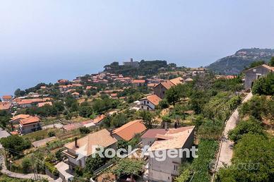 PROPRIETA AD AGEROLA