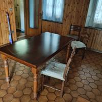 tavolo allungabile con 6 sedie 