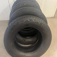 Pneumatici ford transit 235/65 R16 continental