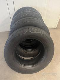 Pneumatici ford transit 235/65 R16 continental