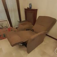 Poltrona con motore e